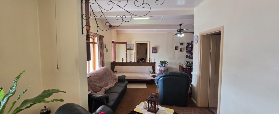 5 Bedroom Property for Sale in Riviersonderend Western Cape